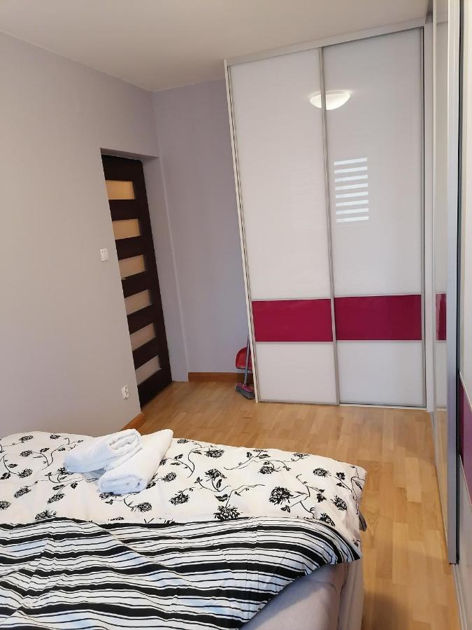 Ferienwohnung Apartament Luxbibi Rzeszów Exterior foto